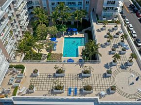 100 Worth Avenue 401, Palm Beach FL 33480