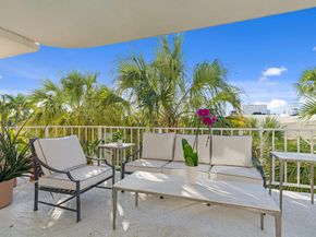 100 Worth Avenue 401, Palm Beach FL 33480