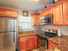 1441 Windorah Way F, West Palm Beach FL 33411