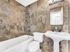 2731 NW 9th St, Pompano Beach FL 33069