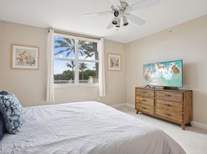 806 E Windward Way 217, Lantana FL 33462