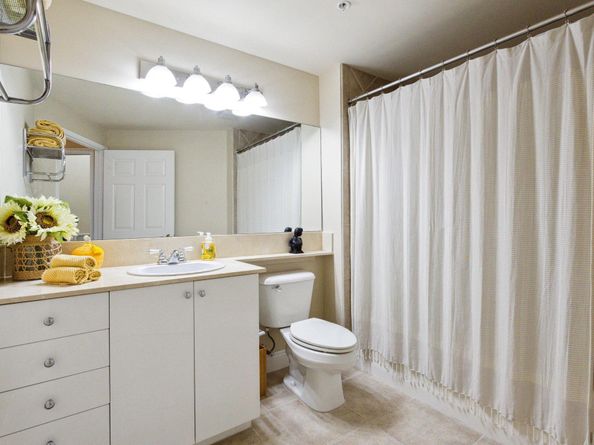 806 E Windward Way 217, Lantana FL 33462