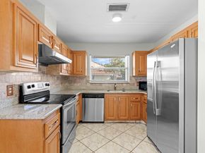 6262 Walk Circle, Boca Raton FL 33433