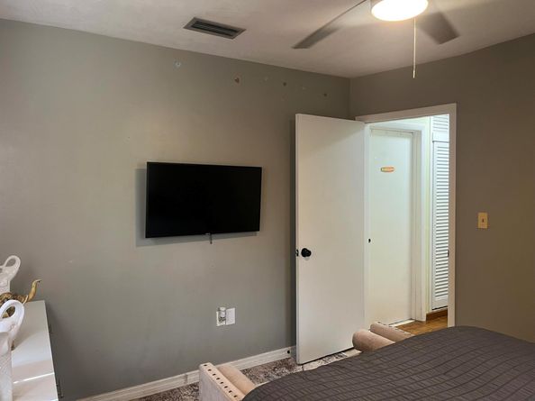 621 SW 68th Avenue, Pembroke Pines FL 33023