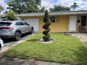 621 SW 68th Avenue, Pembroke Pines FL 33023