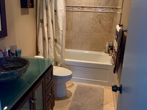 1 Las Olas Circle 1415, Fort Lauderdale FL 33316