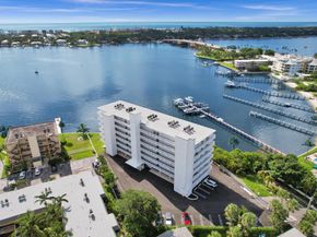 231 E Lantana Road 304, Lantana FL 33462