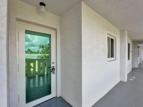 231 E Lantana Road 304, Lantana FL 33462