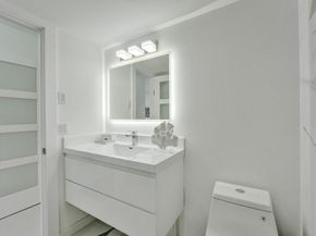 231 E Lantana Road 304, Lantana FL 33462