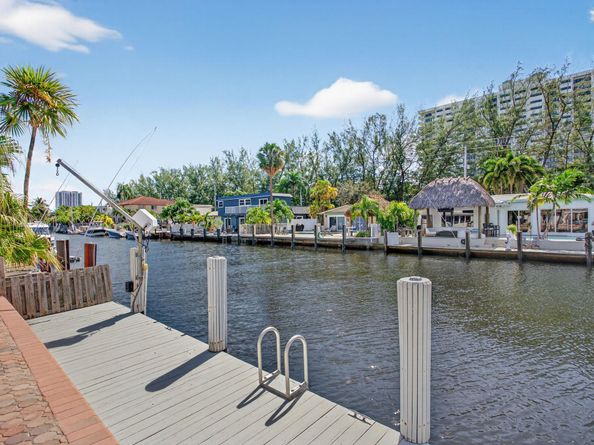 2534 SE 14th Street, Pompano Beach FL 33062