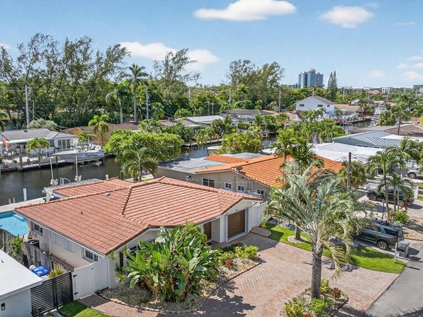 2534 SE 14th Street, Pompano Beach FL 33062