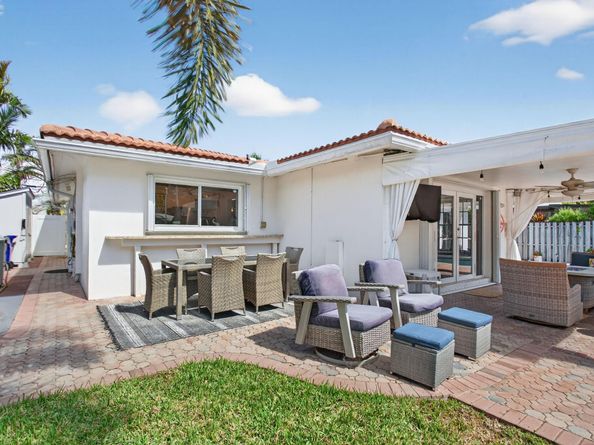 2534 SE 14th Street, Pompano Beach FL 33062
