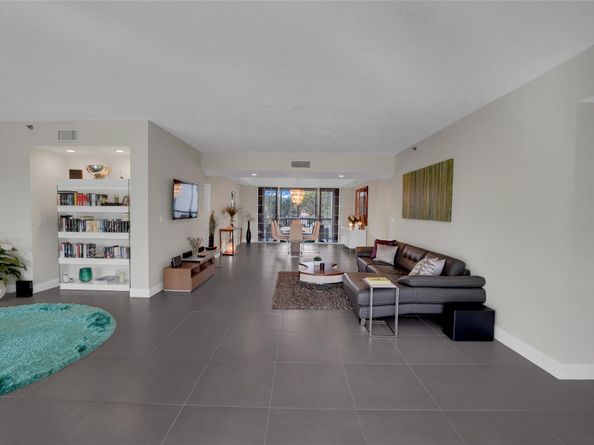 4108 W Palm Aire Dr 83B, Pompano Beach FL 33069