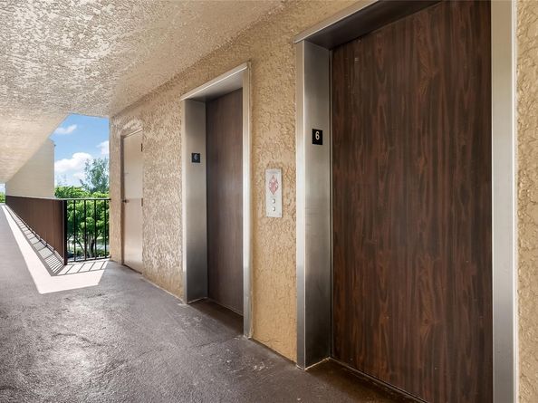 4550 NW 18th Ave 604, Deerfield Beach FL 33064