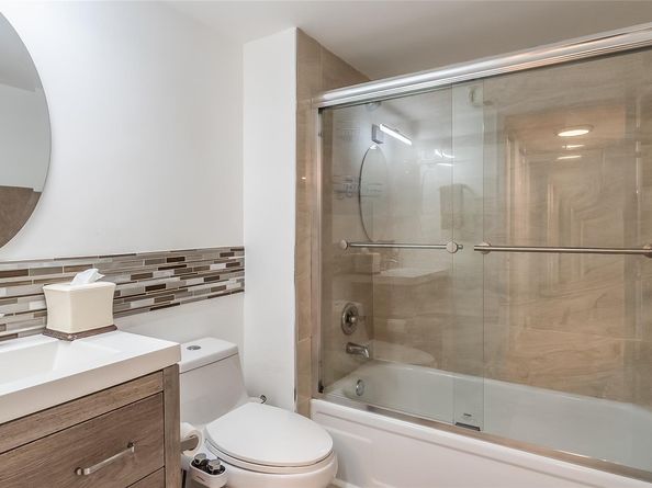 4550 NW 18th Ave 604, Deerfield Beach FL 33064