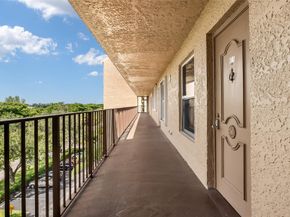 4550 NW 18th Ave 604, Deerfield Beach FL 33064