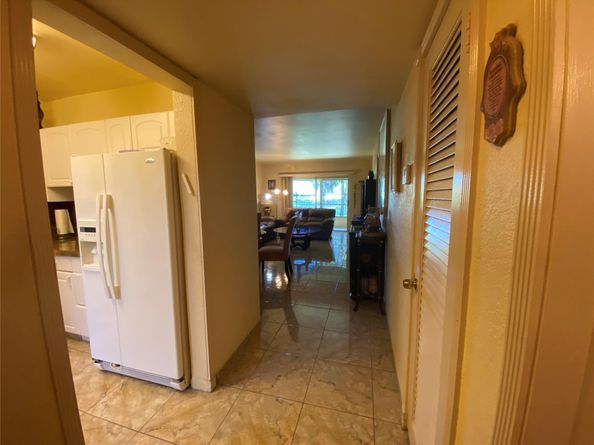 1001 Hillcrest Court 108, Hollywood FL 33021