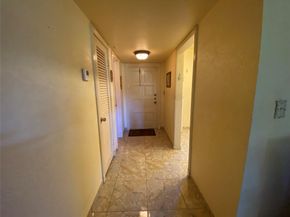 1001 Hillcrest Court 108, Hollywood FL 33021