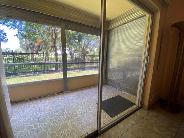 1001 Hillcrest Court 108, Hollywood FL 33021