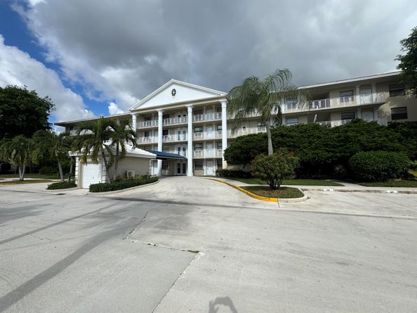 3521 Village Boulevard 104, West Palm Beach FL 33409