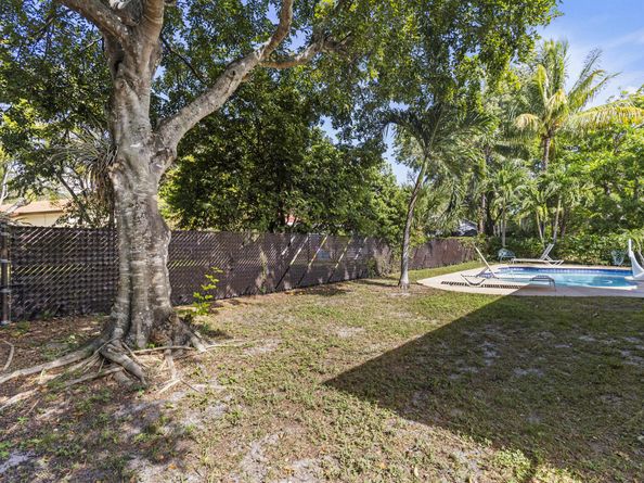 4191 NW 58th Street, Coconut Creek FL 33073