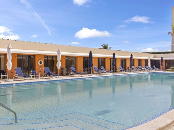 2 N Breakers Row Row Ph4, Palm Beach FL 33480