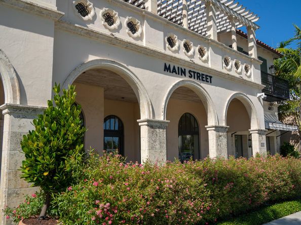 2 N Breakers Row Row Ph4, Palm Beach FL 33480