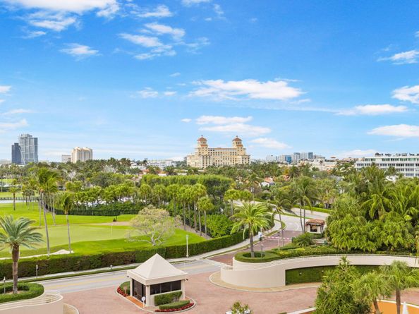 2 N Breakers Row Row Ph4, Palm Beach FL 33480