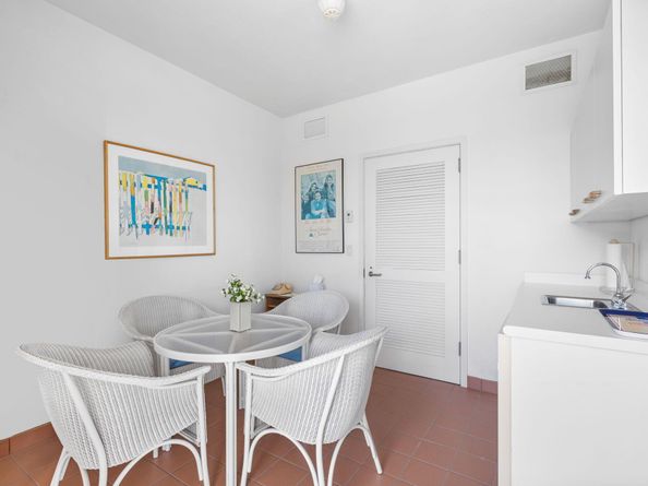 2 N Breakers Row Row Ph4, Palm Beach FL 33480