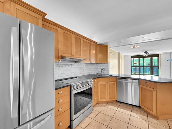 896 N Federal Highway 431, Lantana FL 33462