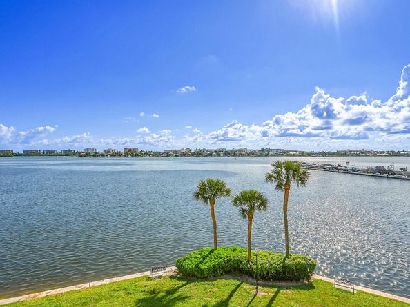 896 N Federal Highway 431, Lantana FL 33462