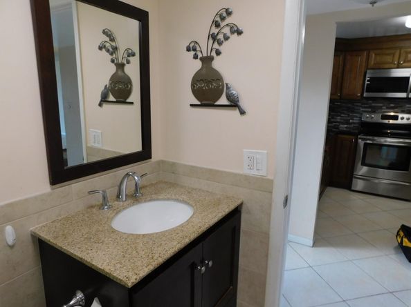 9580 Sunrise Lakes Blvd 202, Sunrise FL 33322