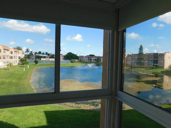 9580 Sunrise Lakes Blvd 202, Sunrise FL 33322