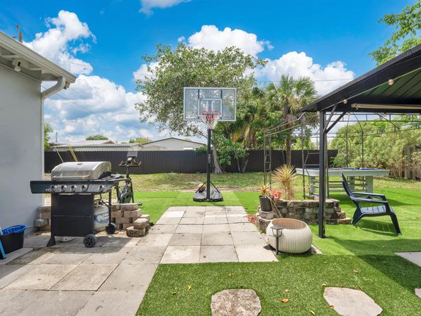1841 NW 26th Avenue, Fort Lauderdale FL 33311