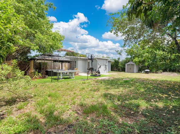 1841 NW 26th Avenue, Fort Lauderdale FL 33311