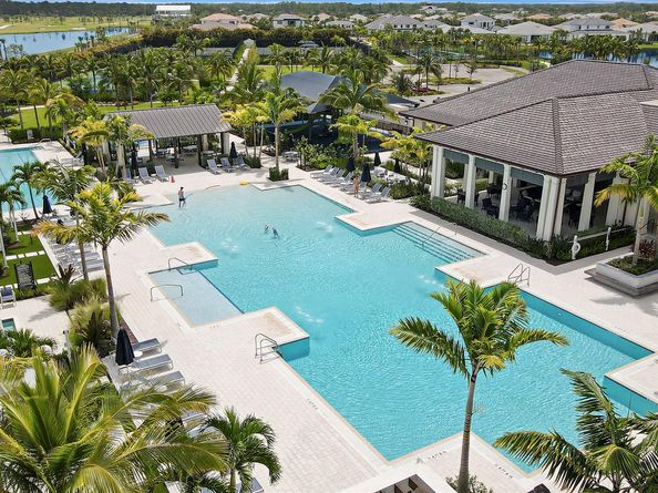 10815 Stellar Circle, Palm Beach Gardens FL 33412