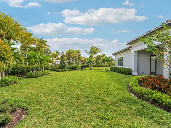 10815 Stellar Circle, Palm Beach Gardens FL 33412