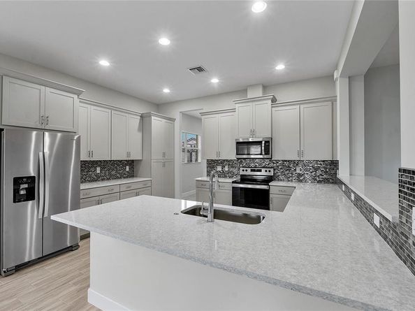 5218 Liberty Ln, Westlake FL 33470