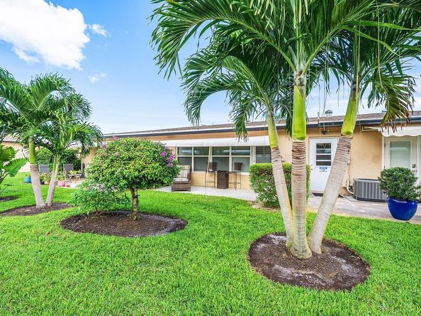 837 North Drive C, Delray Beach FL 33445