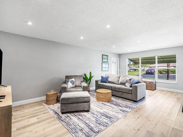 837 North Drive C, Delray Beach FL 33445