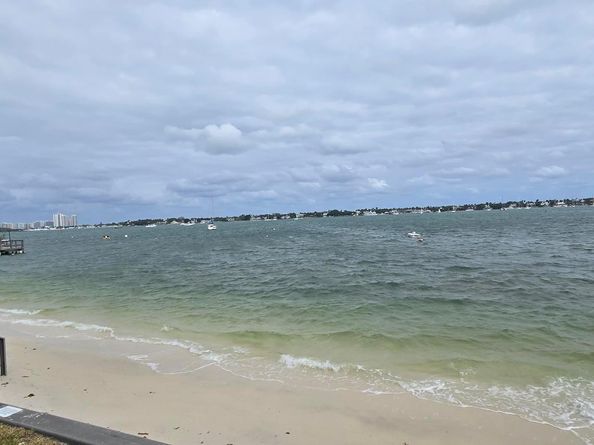 5600 N Flagler Drive 801, West Palm Beach FL 33407