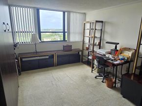 5600 N Flagler Drive 801, West Palm Beach FL 33407