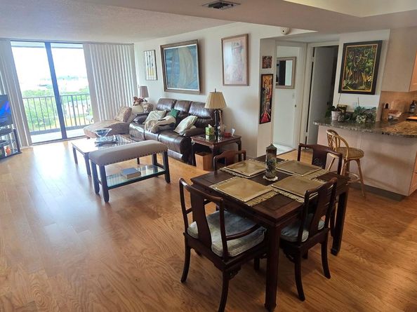 5600 N Flagler Drive 801, West Palm Beach FL 33407