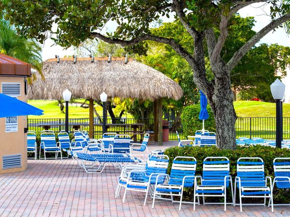 9061 Sunrise Lakes Blvd 109, Sunrise FL 33322