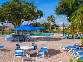 9061 Sunrise Lakes Blvd 109, Sunrise FL 33322