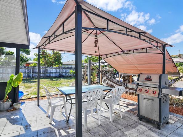 1814 NE 53rd Ct, Pompano Beach FL 33064