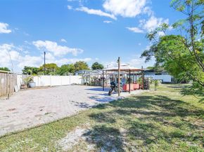 1814 NE 53rd Ct, Pompano Beach FL 33064