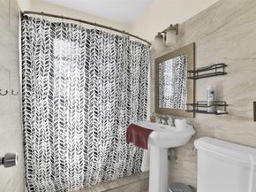 1814 NE 53rd Ct, Pompano Beach FL 33064