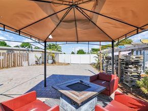 1814 NE 53rd Ct, Pompano Beach FL 33064