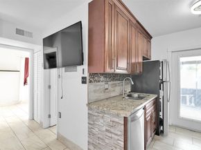 1814 NE 53rd Ct, Pompano Beach FL 33064